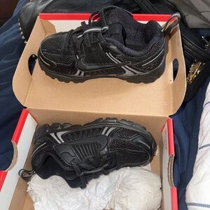 Kids shoes